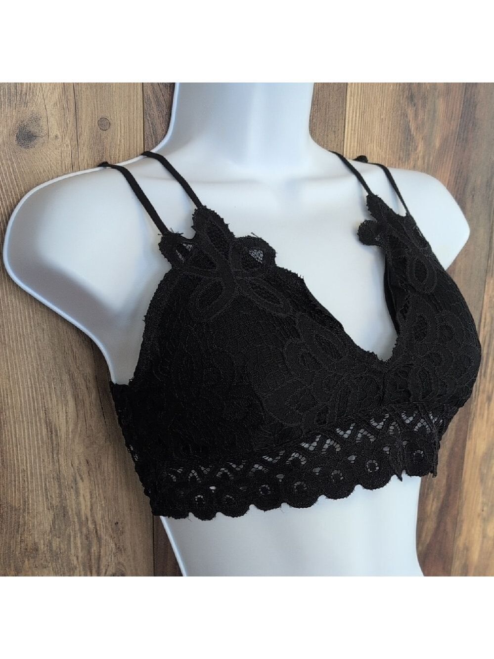 Cherish Chic Black Lace Bralette M           -153JH
